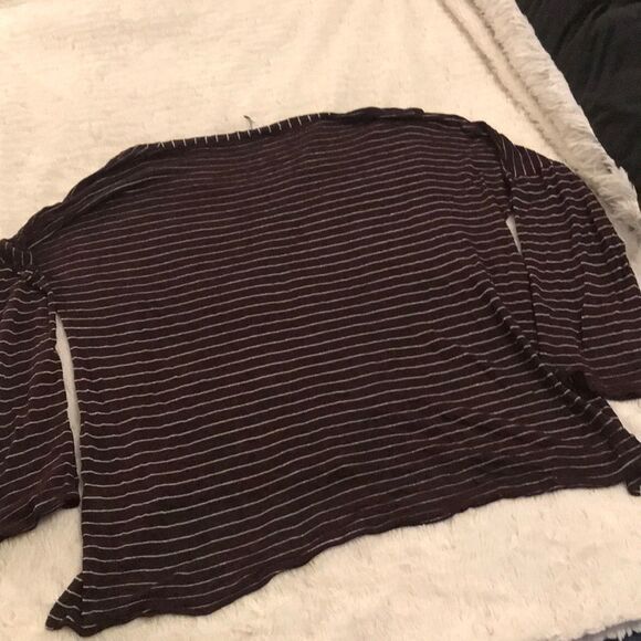 Splendid 3/4 sleeve hi-lo top - Picture 3 of 5